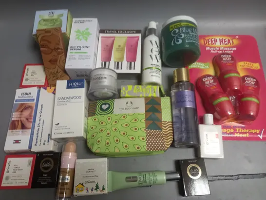 LOT OF APPROXIMATELY 25 ASSORTED HEALTH AND BEAUTY ITEMS TO INCLUDE MAYBELLINE FOUNDATION, DEEP HEAT ROLL ON AND BIO-PILIXIN SERUM