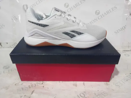 BOXED PAIR OF REEBOK NANOFLEX TR 2.0 TRAINERS IN WHITE UK SIZE 7