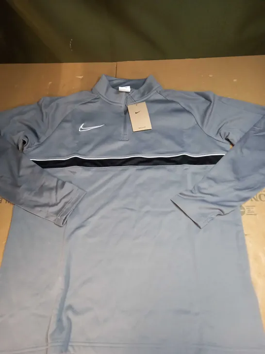 NIKE LOGO 1/4 ZIPPED JACKET SIZE M