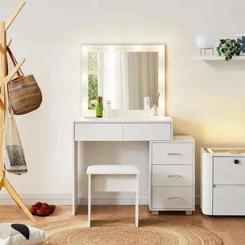 WHITE DRESSING TABLE IN WHITE - COLECTION ONLY