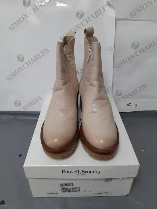 RUSSELL & BROMLEY LADIES CREAM WEDGE HEEL ANKLE BOOTS SIZE EU 37