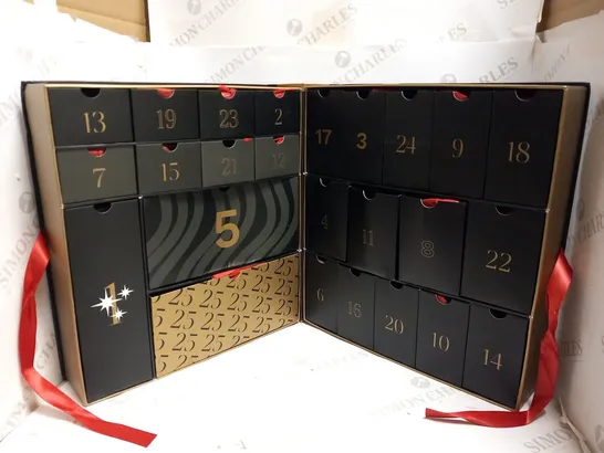 THE BEAUTY STORY LOOK FANTASTIC ADVENT CALENDER