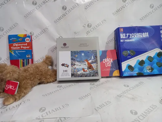 BOX OF APPROX 25 ASSORTED TOYS TO INCLUDE - WENTWORTH WINTER FOX JIGSAW - SUKI PLUSHIE DOG - CRAFTY COLOURED TISSUE PAPER ECT