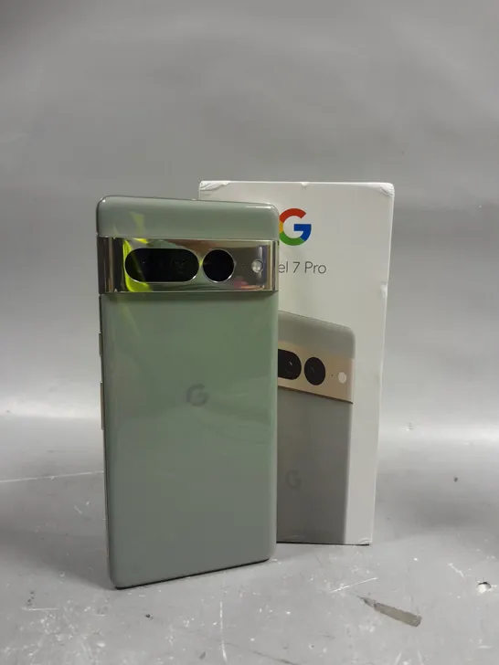 BOXED GOOGLE PIXEL 7 PRO SMARTPHONE 