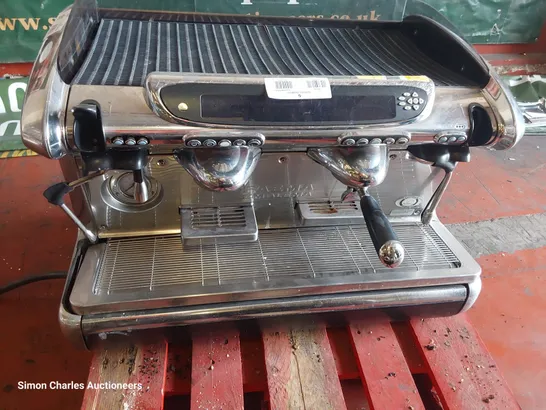 TRADITIONAL FAEMA EMBLEMA COFFEE MACHINE