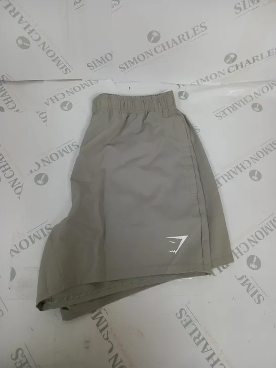 GYMSHARK TRAINING SHORTS SIZE S