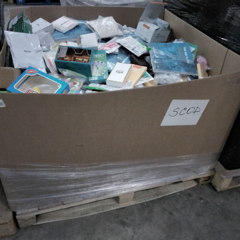 PALLET OF ASSORTED ITEMS INCLUDING SCREEN PROTECTORS, THE BIG CLIMB CYCLING BOOKS, DISPOSABLE GLOVES, KEY RINGS, CARD GSMES, PHON3 CASES, NET LIGHTS, 12V HEATERS