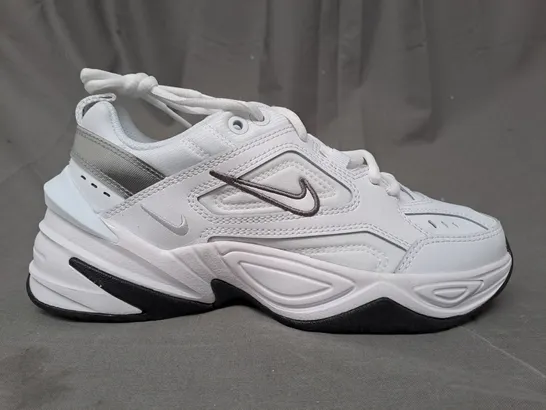 BOXED PAIR OF NIKE M2K TEKNO SHOES IN WHITE/BLACK UK SIZE 4