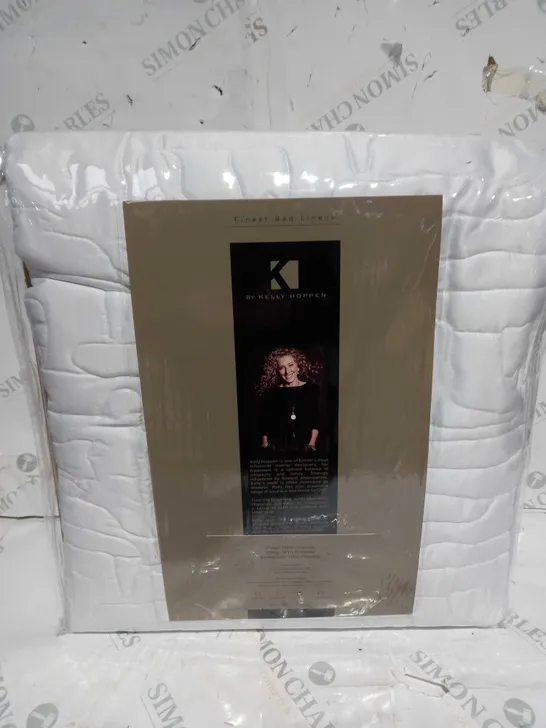 BOXED K BY KELLY HOPPEN ABSTRACT GEO BEDSPREAD AND SHAMS