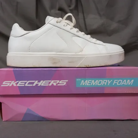 PAIR OF SKECHERS COURT CLASSIC EDEN TRAINERS IN WHITE SIZE 5