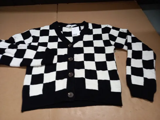 H&M BLACK & WHITE CHECK CARDIGAN - 14Y+