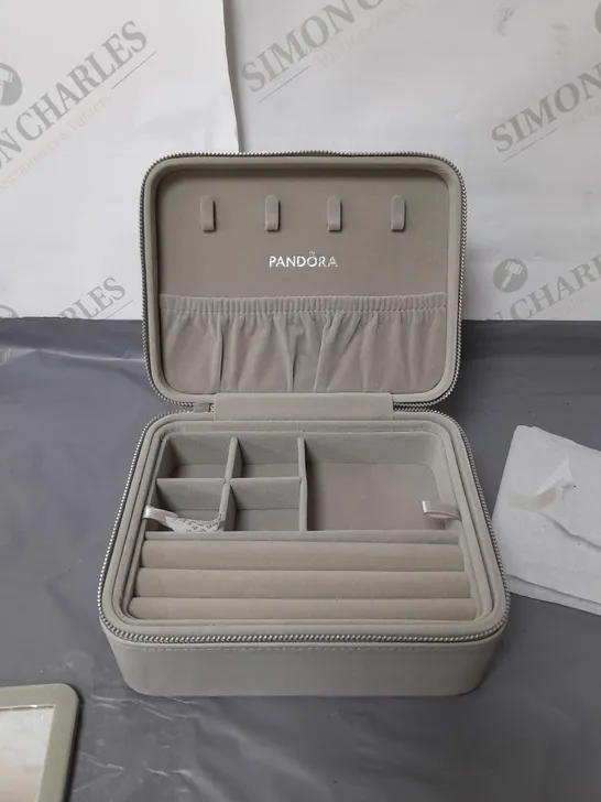 PANDORA JEWELLERY BOX WITH MIRROR KHAKI 