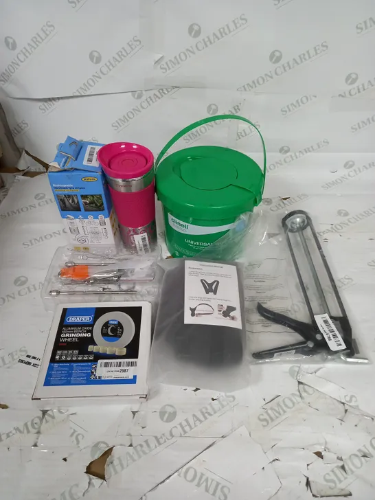 LARGE BOX OF APPROXIMATELY 25 ASSORTED HOUSEHOLD GOODS TO INCLUDE DIGITAL AIR COMPRESSOR, KETTLE, TYRE INFLATOR, AND FLASK ETC.