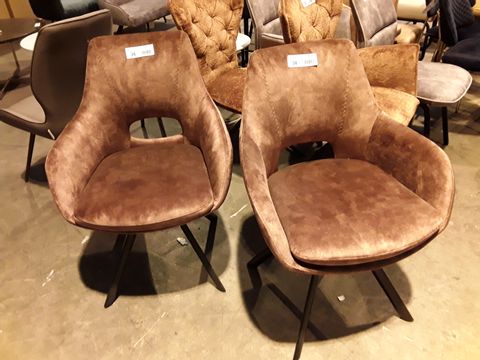 PAIR OF DESIGNER BROWN FABRIC UPHOLSTERED DINING CHAIRS WITH FEATURED STITCHING 