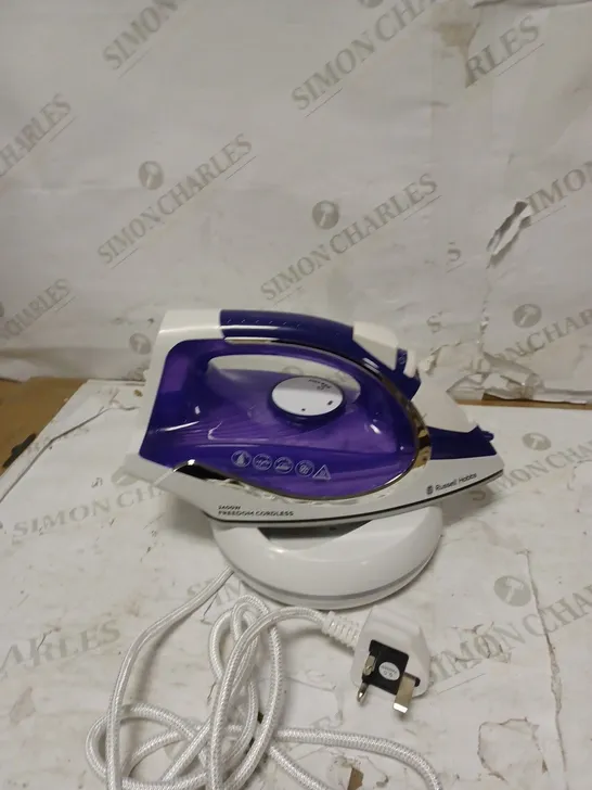 RUSSELL HOBBS FREEDOM CORDLESS 2400W IRON