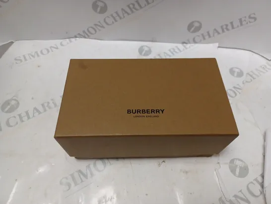 BOXED BURBERRY SUNGLASSES