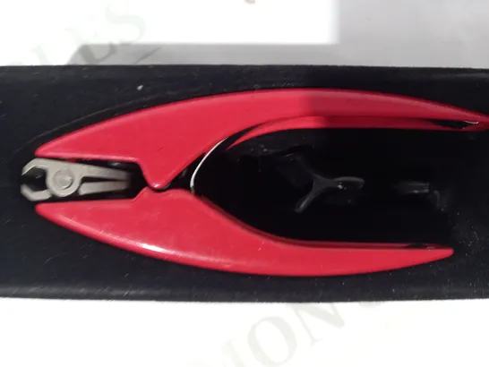 CLIPPERPRO 2.0 NAIL CLIPPERS, RED