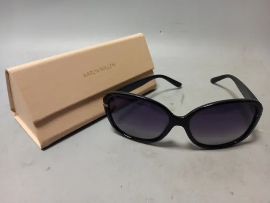 KAREN MILLEN SUNGLASSES IN BLACK FRAME W. PURPLE/GREY GRADIENT LENS