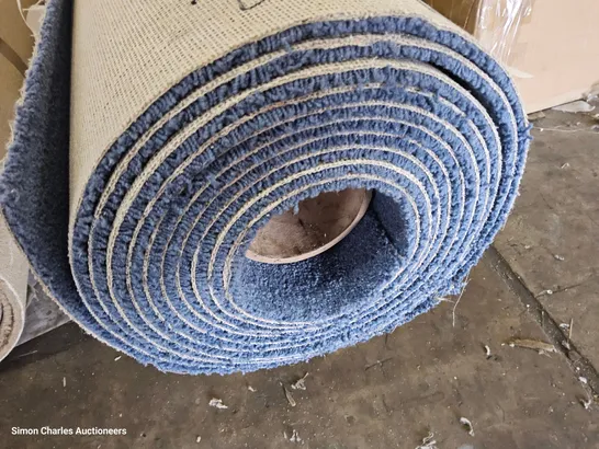 ROLL OF QUALITY COUNTY MEAD TWIST DENIM BLUE CARPET APPROXIMATELY 5M× 7.25M