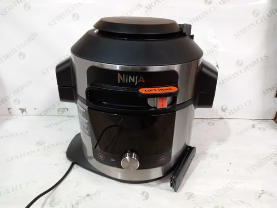 NINJA FOODI SMARTLID 7.5L MULTI COOKER & AIR FRYER