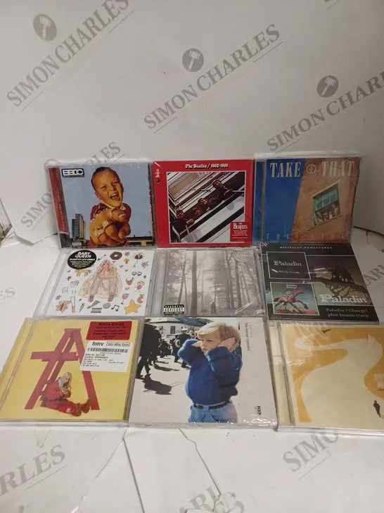 APPROXIMATELY 30 ASSORTED CD ALBUMS TO INCLUDE TAKE THAT, TAYLOR SWIFT, THE BEATLES ETC 