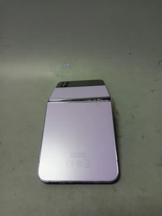 SAMSUNG GALAXY Z FLIP IN PURPLE