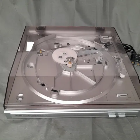 DENON DP29F SILVER TURNTABLE