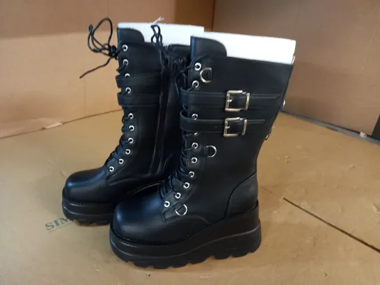 PAIR OG BLACK HIGH BOOTS WITH BUCKLE DETAIL - 39