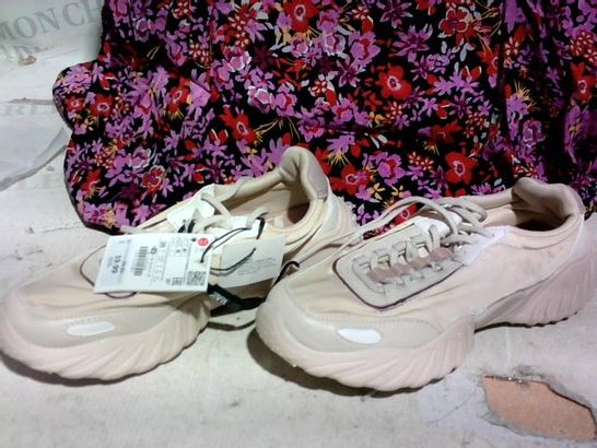 BOXED PAIR OF ZARA TRAINERS (LIGHT BROWN), SIZE 36 EU AND TOP WITH FLOWERY PATTERN (SIZE XL)