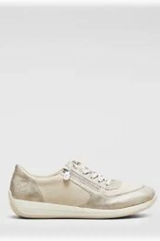 BOXED PAIR OF RIEKER SHOES IN METALLIC GOLD SIZE 6