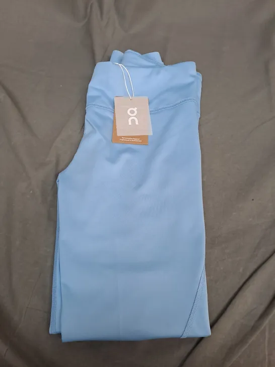 ON -RUNNING PERFORMANCE TIGHTS SIZE M