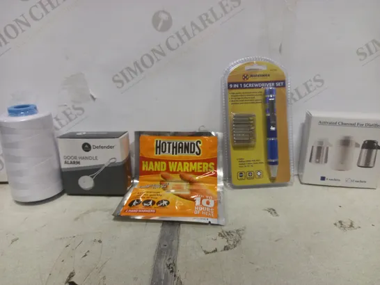 BOX OF APPROX 15 ASSORTED ITEMS TO INCLUDE - MARKSMAN 9 IN 1 SCREWDRIVER SET - HOTHANDS HAND WARMERS - DOOR HANDLE ALARM ETC