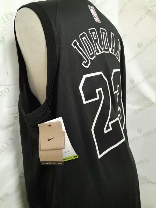 CHICAGO BULLS MICHAEL JORDAN "23" JERSEY 