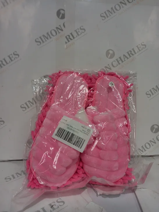 SEALED PINK FLUFFY SLIPPERS SIZE 3 SMALL