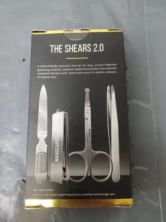 MANSCAPED THE SHEARS 2.0 GROOMING KIT