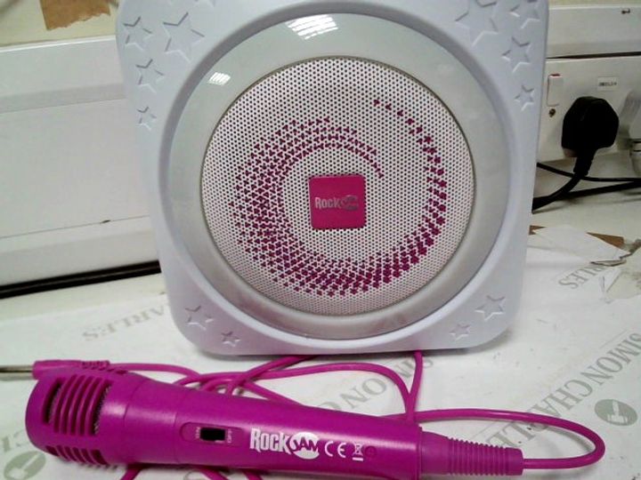 Lot 6149 ROCK JAM KARAOKE MACHINE PINK Simon Charles Auctioneers