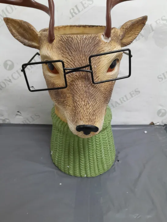 BOXED GARDEN REFLECTIONS NOVELTY PLANTER (DEER)