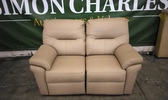 QUALITY BRITISH DESIGNED & MANUFACTURED G PLAN SEATTLE 2 SEATER POWER RECLINER CAMBRIDGE PUTTY LEATHER