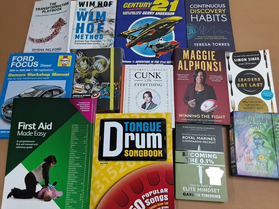 LARGE QUANTITY OF ASSORTED BOOKS TO INCLUDE HELLO HAPPY, THAT'S NOT MY FARM AND FORD FOCUS MANUAL