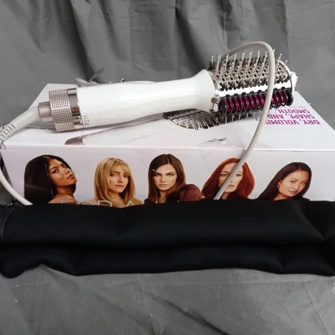 BOXED SHARK SMOOTHSTYLE HOT BRUSH & SMOOTHING COMB