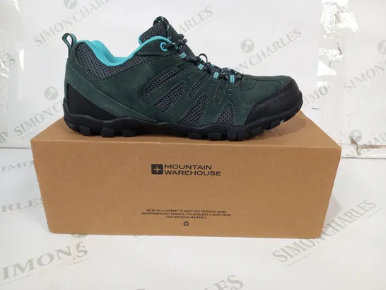 BOXED PAIR OF MOUNTAIN WAREHOUSE OUTDOOR WOMENS SHOES IN SEA GREEN/CYAN UK SIZE 6