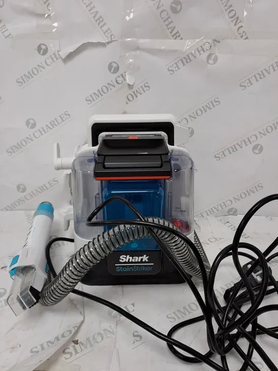 OUTLET SHARK STAIN STRIKER PET SPOT CLEANER PX200UKT