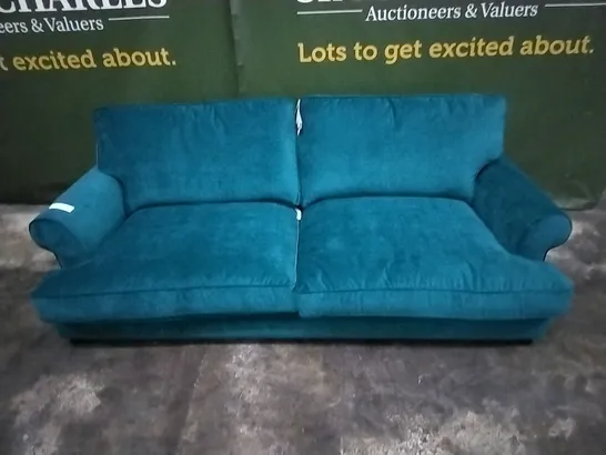 QUALITY BRITISH DESIGNED LOUNGE CO GREEN VELVET 3 SEATER SOFA