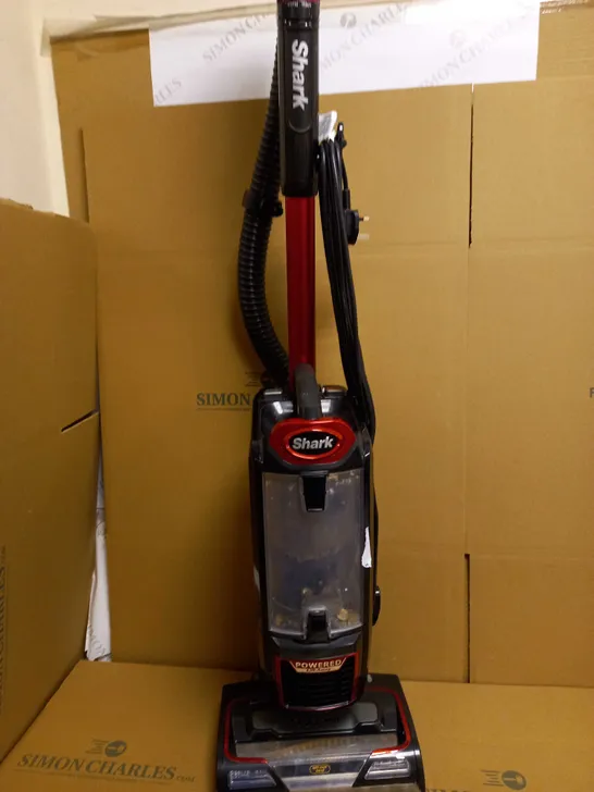 SHARK UPRIGHT VACUUM CLEANER 