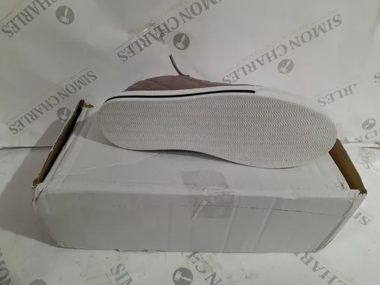 BOXED MODA IN PELLE BAYLEN LEATHER TRAINERS IN TAUPE SIZE 6