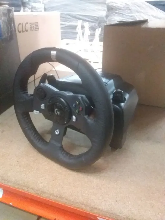 LOGITECH G920 DRIVING FORCE RACING WHEEL