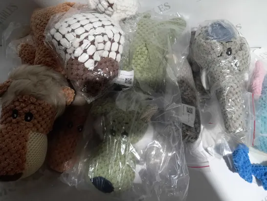 LOT OF ASSORTED ANIMAL TEDDYS 