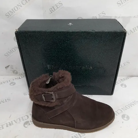 BOXED EMU AUSTRAILIA ESPRESSO MERAK SUEDE BOOTS - SIZE 5