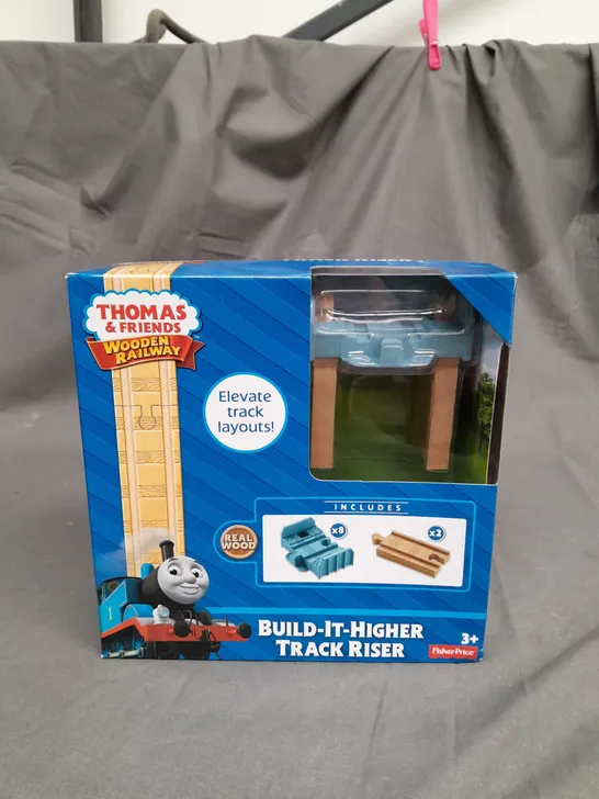 THOMAS AND FRIENDS - WOODEN RAILWAY - BUILD IT HIGHER TRACK RISER