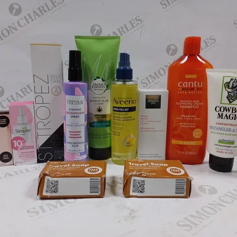 BOX OF APPROX 10 ASSORTED BEAUTY PRODUCTS TO INCLUDE SIMPLE BOOSTER SERUM, TANGLE TEEZER SPRAY, CANTU SHAMPOO, ETC 